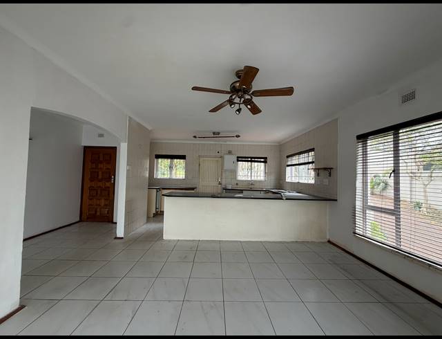 4 BEDROOM HOUSE FOR SALE IN BALLITO CENTRAL